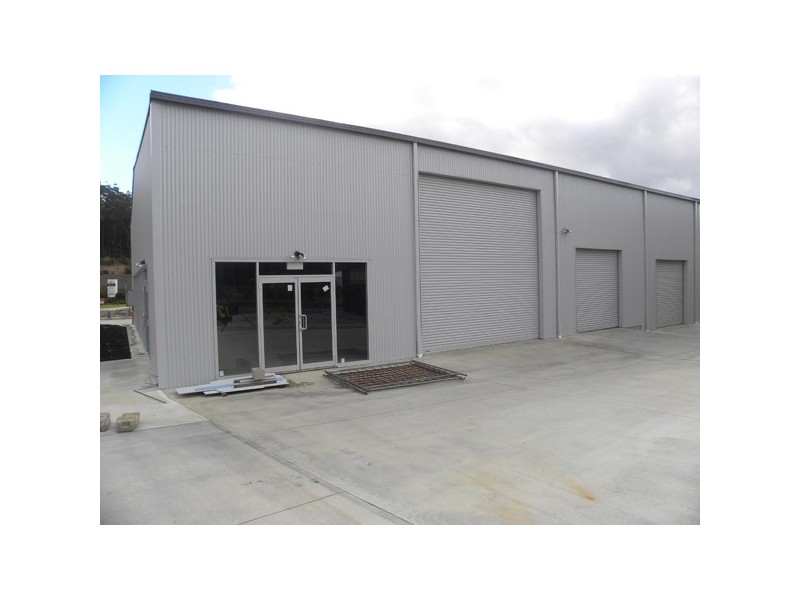 2/61 Cranbrook Road, Batemans Bay NSW 2536