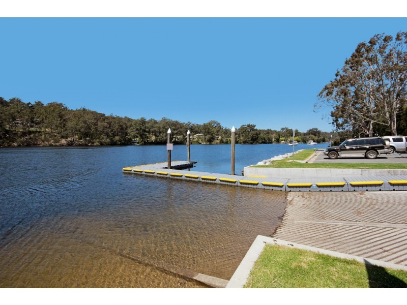 18 Nelligen Place, Batemans Bay NSW 2536