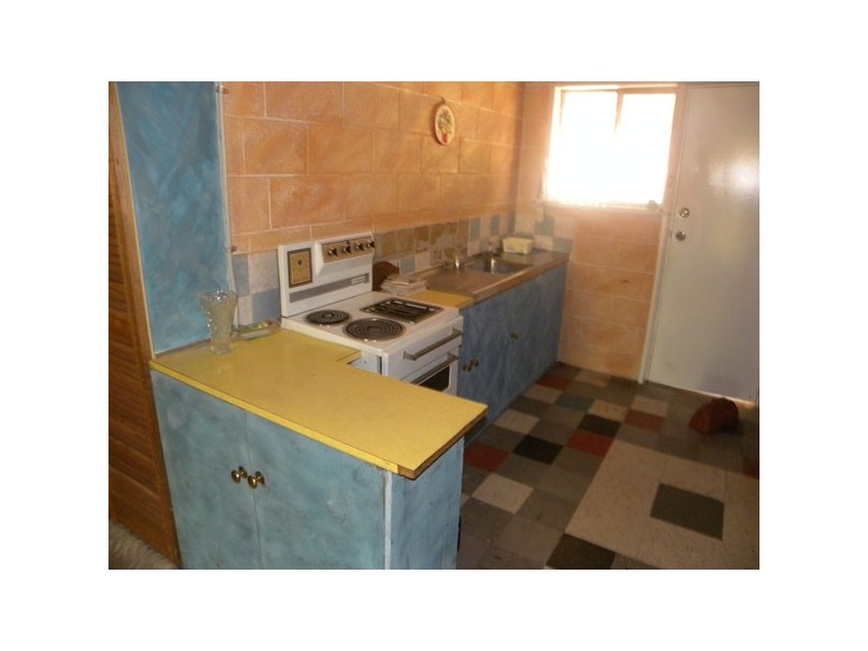 2 Derribong Avenue, Catalina NSW 2536