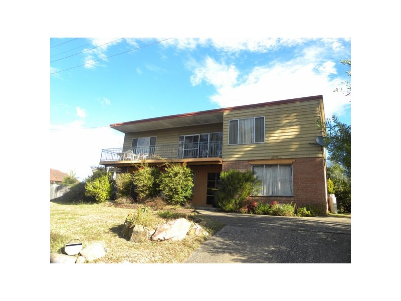 2 Derribong Avenue, Catalina NSW 2536