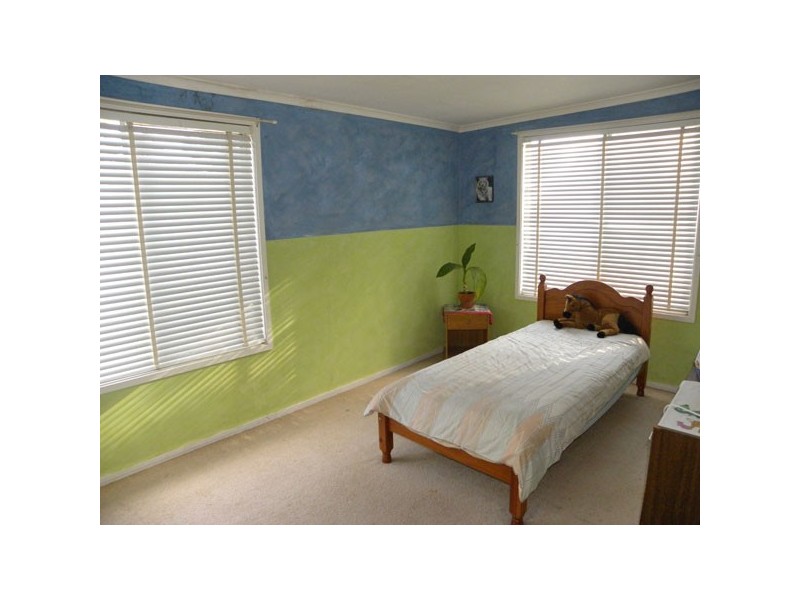 2 Derribong Avenue, Catalina NSW 2536