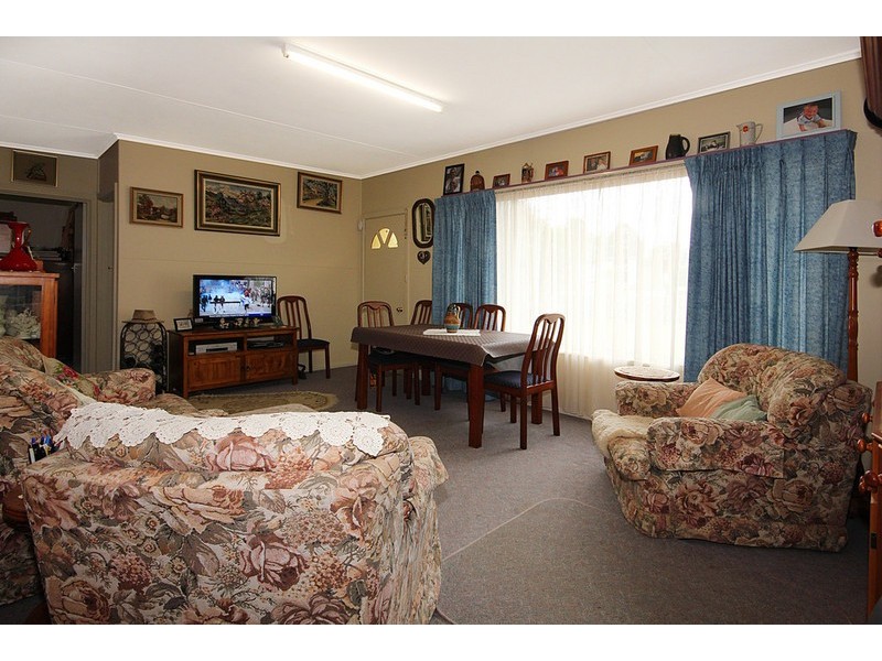 18 Clare Crescent, Batehaven NSW 2536