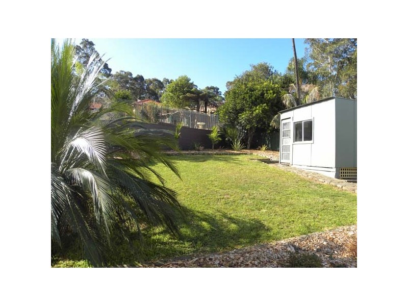 15 Pleasurelea Dr, Sunshine Bay NSW 2536