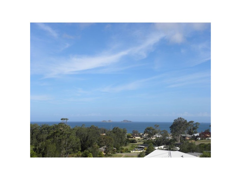 3b Henry Place, Long Beach NSW 2536