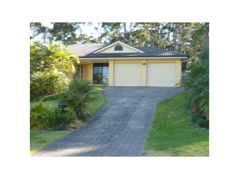 50 Grantham Road, Batehaven NSW 2536