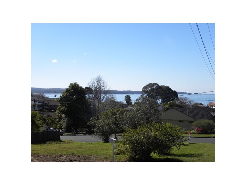 36 Carlton Road, Batehaven NSW 2536
