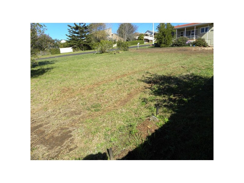 36 Carlton Road, Batehaven NSW 2536