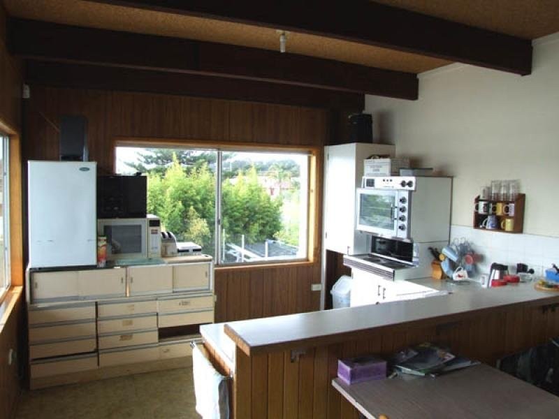 29 Beach Road, Batemans Bay NSW 2536