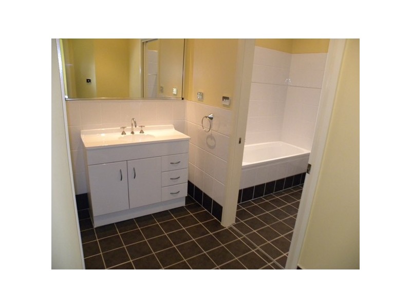 2/28 Seaview Way, Long Beach NSW 2536