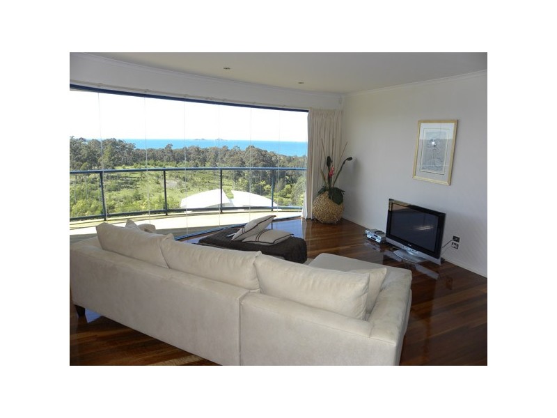 2/28 Seaview Way, Long Beach NSW 2536