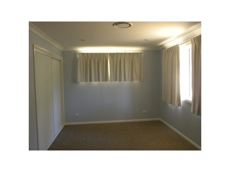 127 Litchfield Crescent, Long Beach NSW 2536