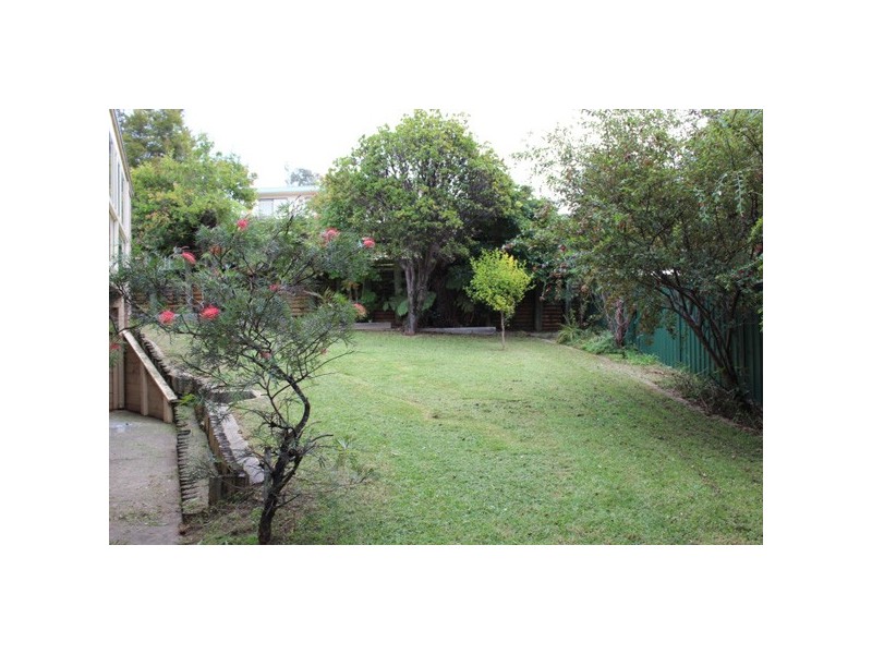 15 Parker Avenue, Surf Beach NSW 2536