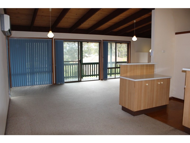15 Parker Avenue, Surf Beach NSW 2536