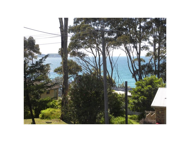 9 Graydon Ave, Denhams Beach NSW 2536