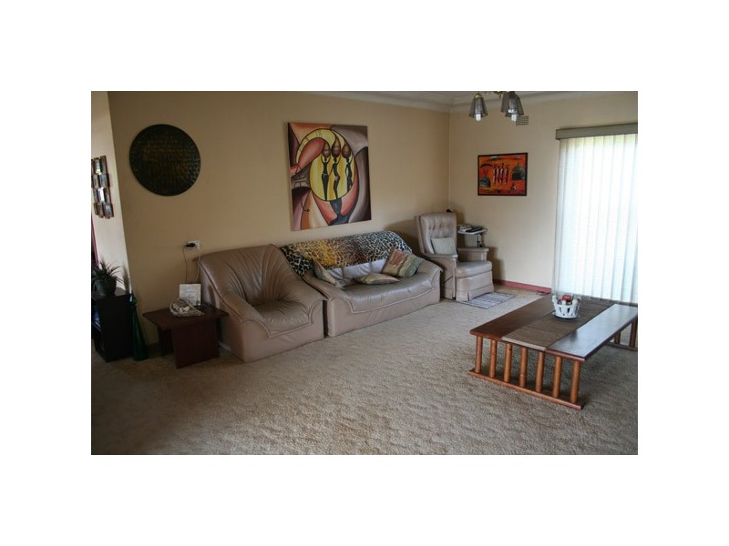 9 Graydon Ave, Denhams Beach NSW 2536