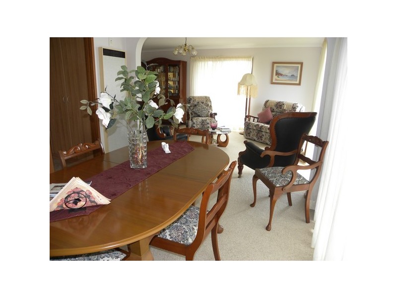 25 Calton Road, Batehaven NSW 2536