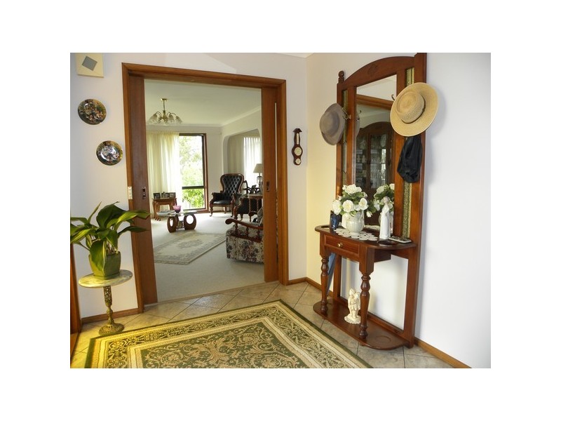 25 Calton Road, Batehaven NSW 2536