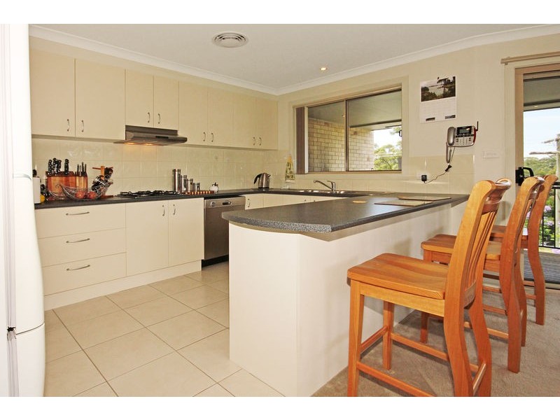 2 Penguin Place, Catalina NSW 2536