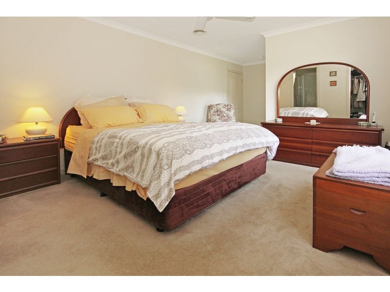 2 Penguin Place, Catalina NSW 2536