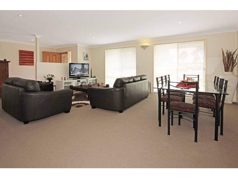 1/74  Hume Rd, Sunshine Bay NSW 2536