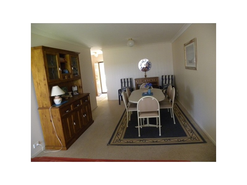 8/8 Lord PLace, North Batemans Bay NSW 2536