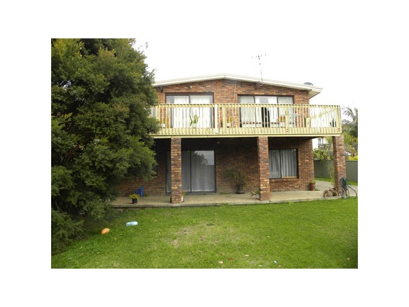 2/28 Pyang Avenue, Malua Bay NSW 2536