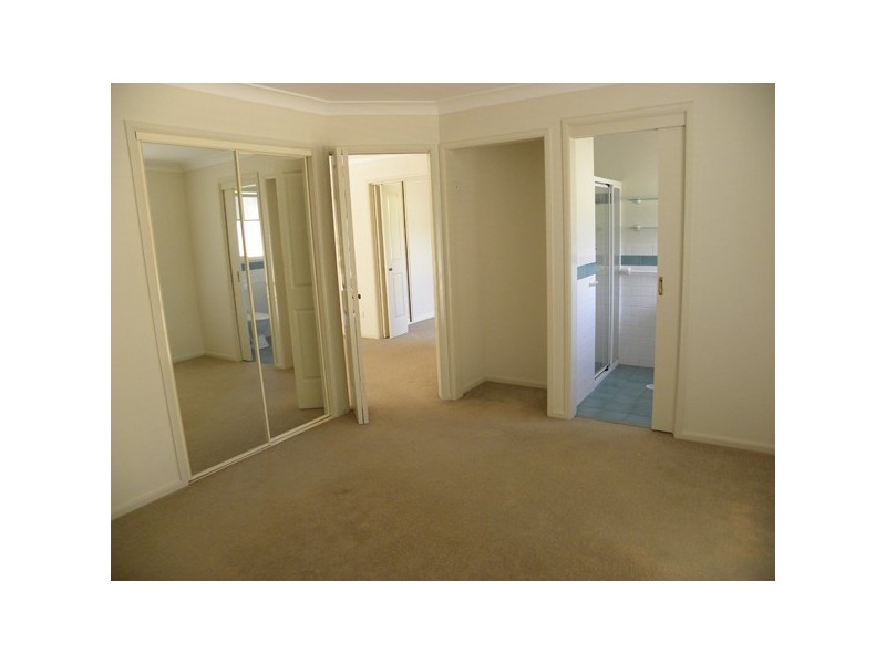 12 Cayley Place, Sunshine Bay NSW 2536