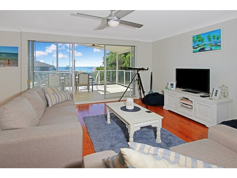 8 Marjorie Crescent, Batehaven NSW 2536