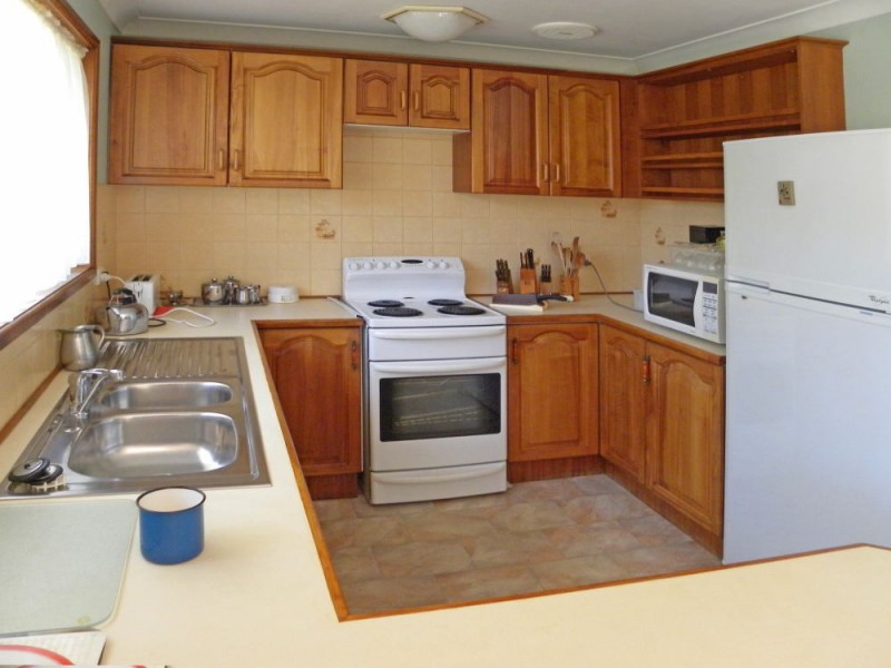 11 Hume Road, Surf Beach NSW 2536