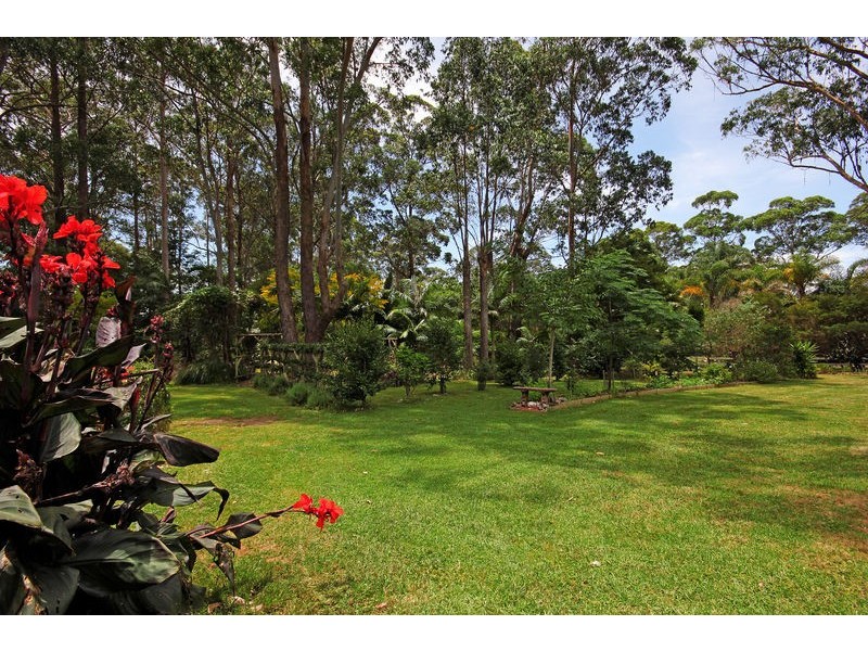 16 Kauzal Crescent, Surf Beach NSW 2536