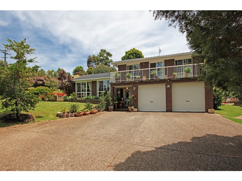 16 Kauzal Crescent, Surf Beach NSW 2536