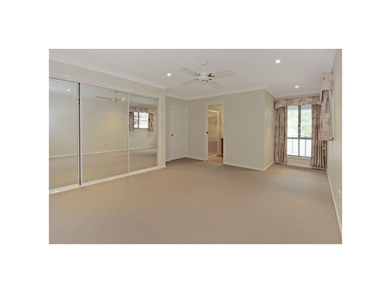 8 Highview Street, Surf Beach NSW 2536