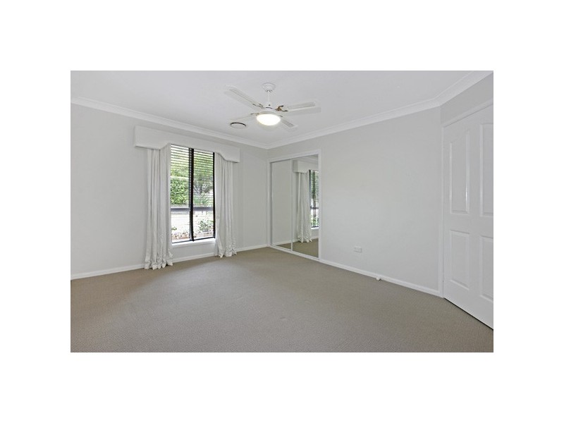 8 Highview Street, Surf Beach NSW 2536