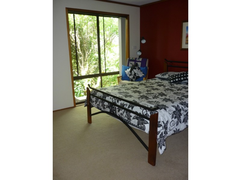 9 Parker Avenue, Surf Beach NSW 2536