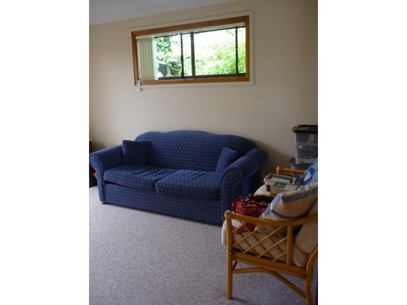 9 Parker Avenue, Surf Beach NSW 2536