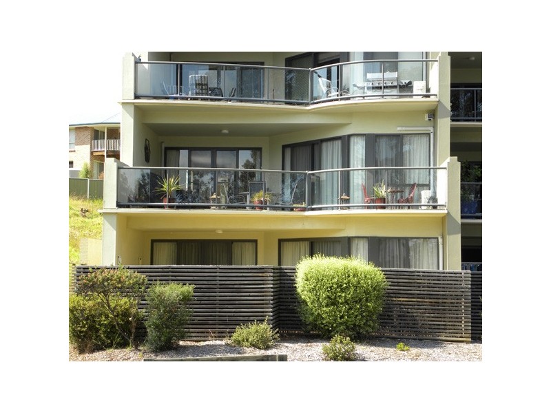 1/5 Crag Road, Batehaven NSW 2536