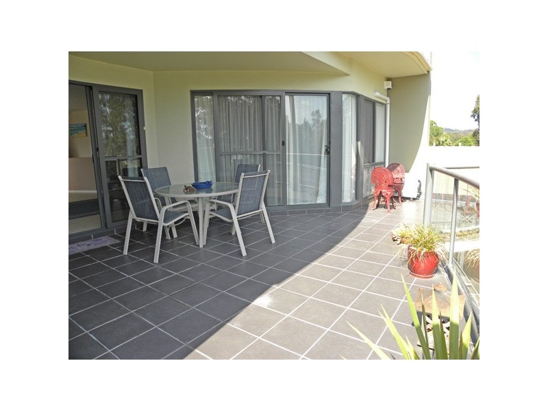 1/5 Crag Road, Batehaven NSW 2536