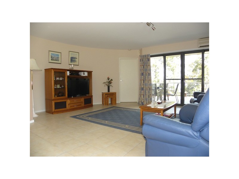 1/5 Crag Road, Batehaven NSW 2536