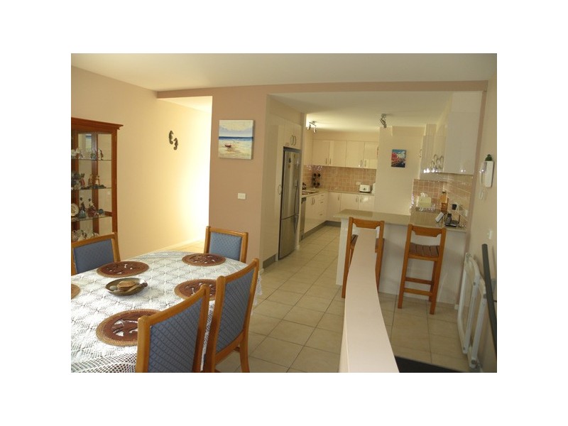 1/5 Crag Road, Batehaven NSW 2536