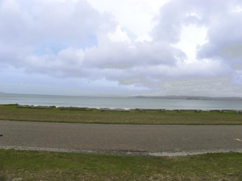10 Bay Rd, Long Beach NSW 2536