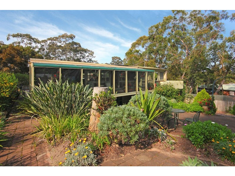 20 Beechwood Court, Sunshine Bay NSW 2536