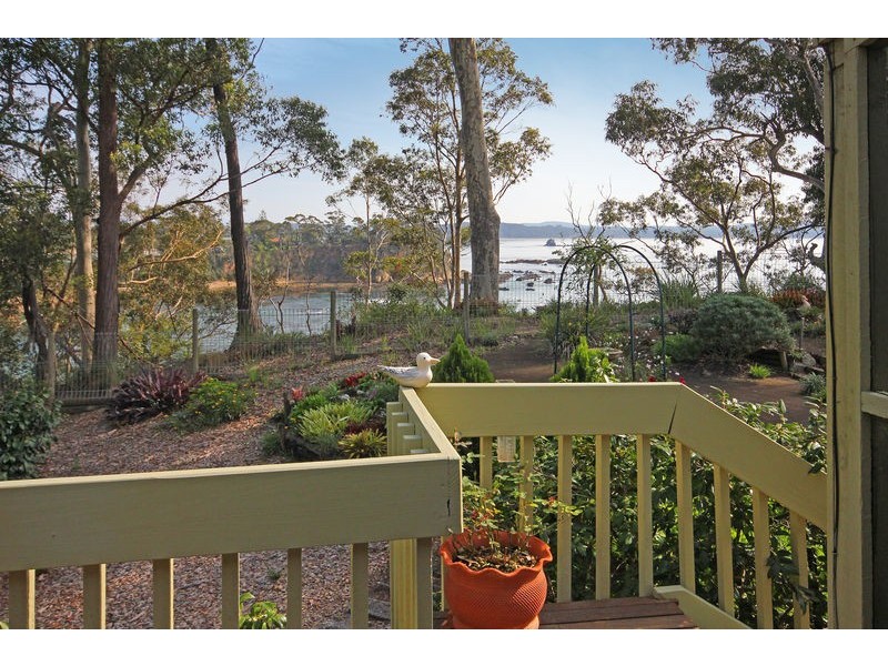 20 Beechwood Court, Sunshine Bay NSW 2536