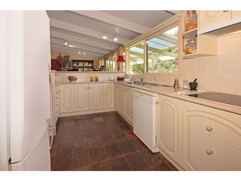 20 Beechwood Court, Sunshine Bay NSW 2536