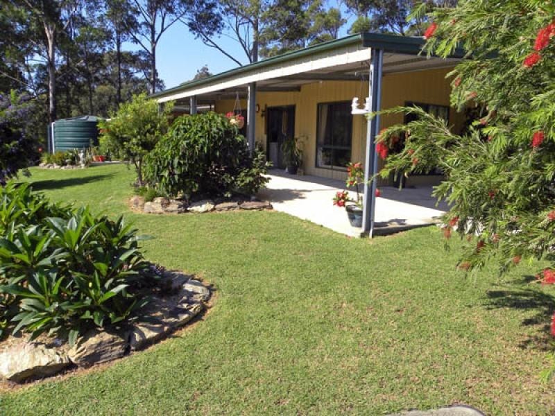 135 Burri Rd, Malua Bay NSW 2536