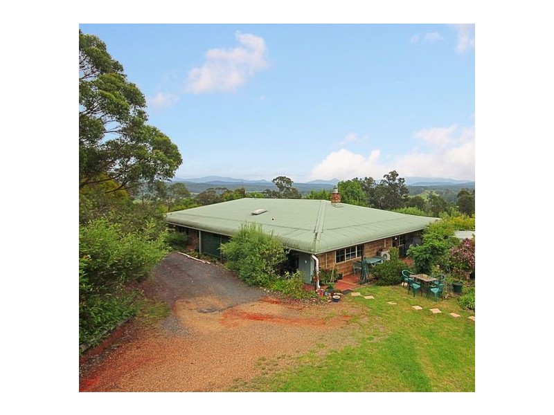9 Wamban Road, Moruya NSW 2537