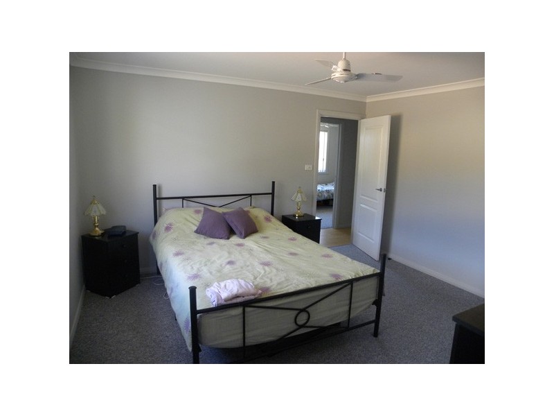 20 Broomfield Crescent, Long Beach NSW 2536