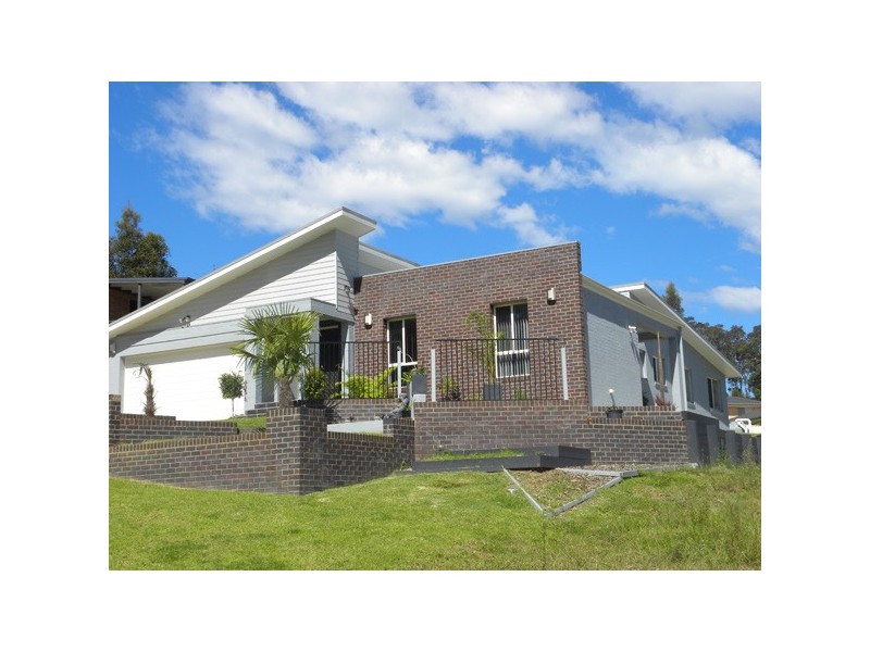 20 Broomfield Crescent, Long Beach NSW 2536