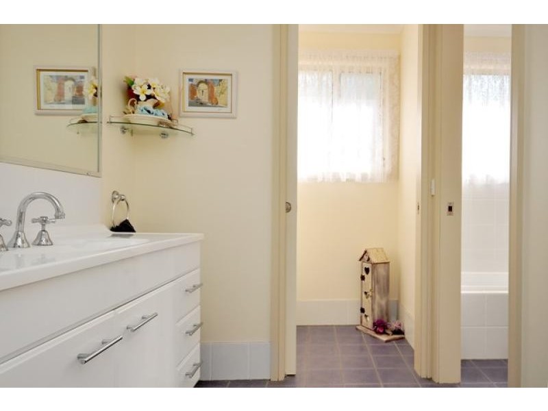 59 Cook Ave, Surf Beach NSW 2536