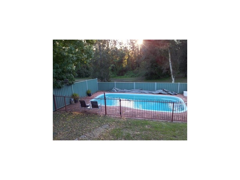 80 Country Club Drive, Catalina NSW 2536