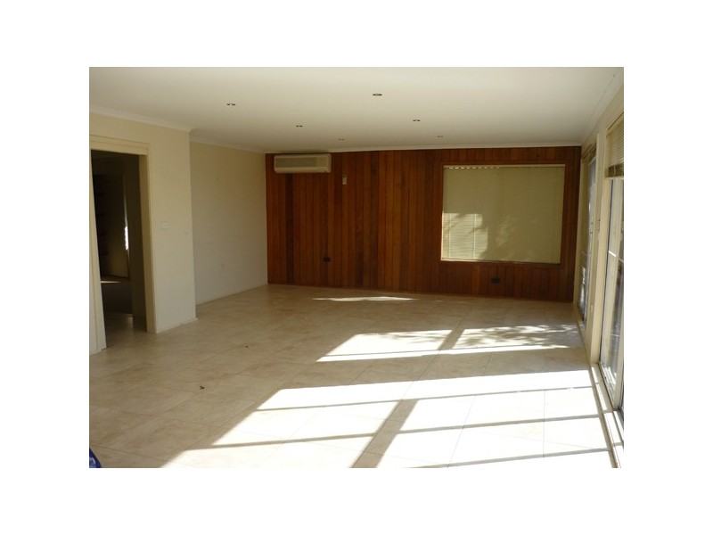 53 Country Club Drive, Catalina NSW 2536